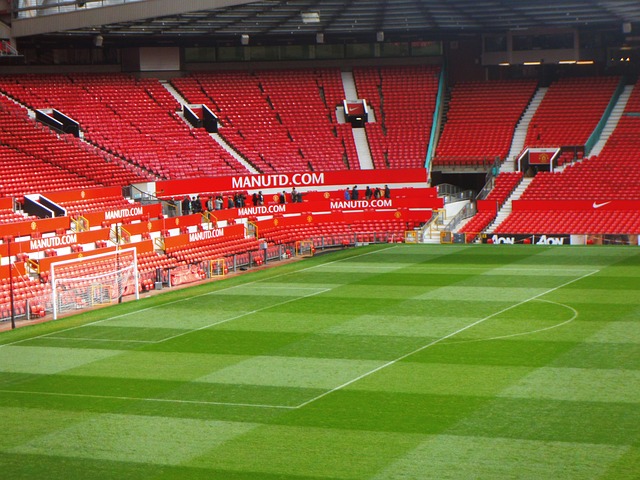 stadium old trafford