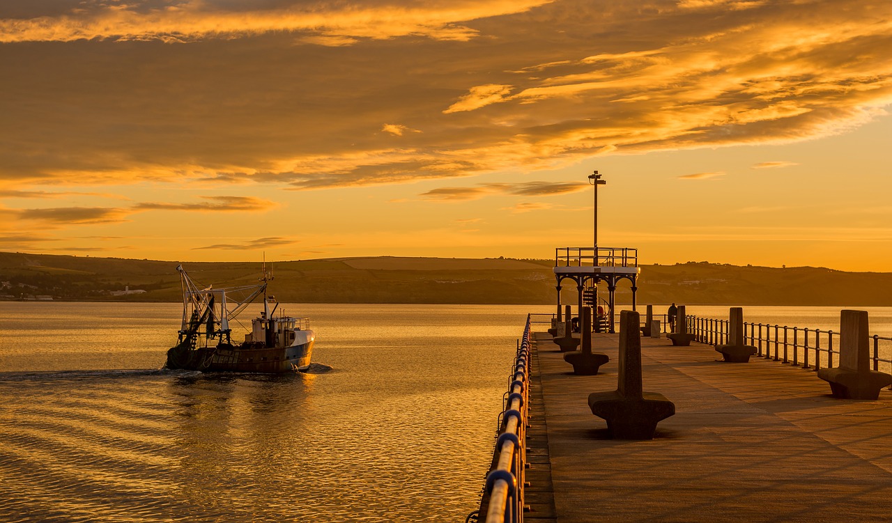 seascape harbour weymouth sea